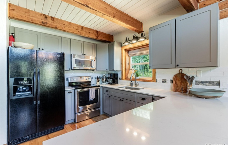 58165 Jupiter Place Photo