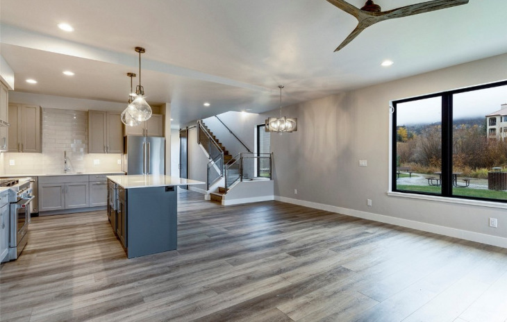 1235 Urban Way Photo