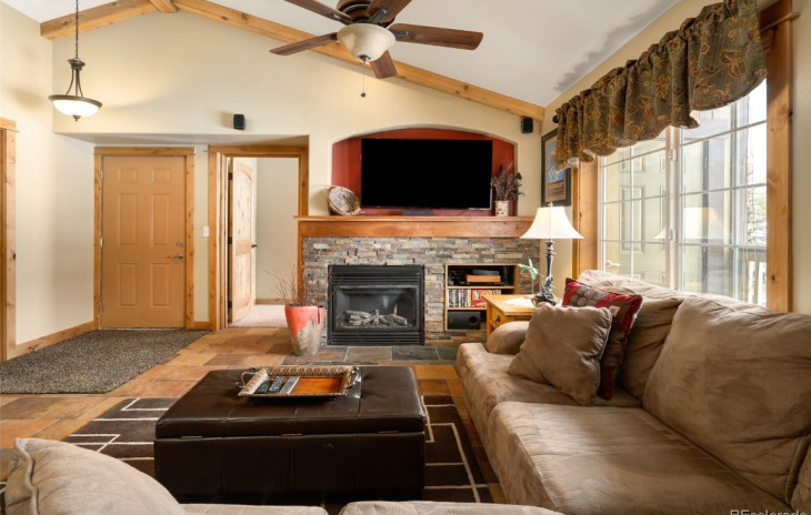3315 Columbine Drive Photo
