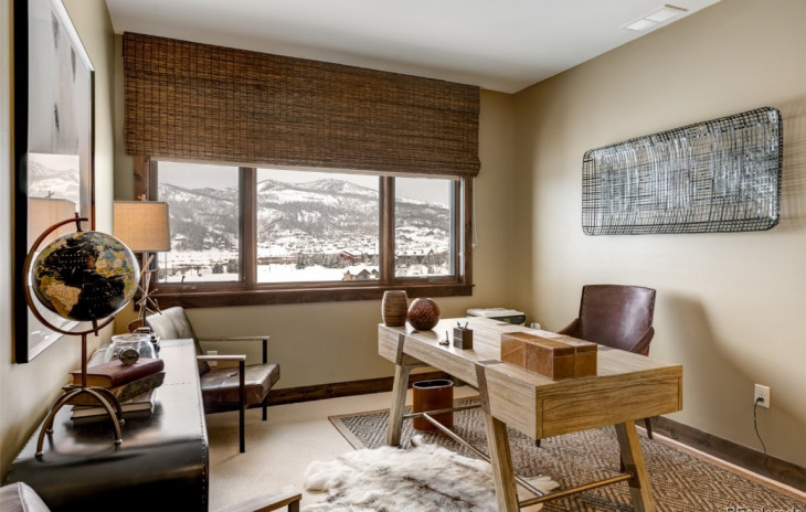 1275 Eagle Glen Drive Photo