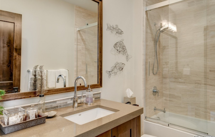 1275 Eagle Glen Drive Photo