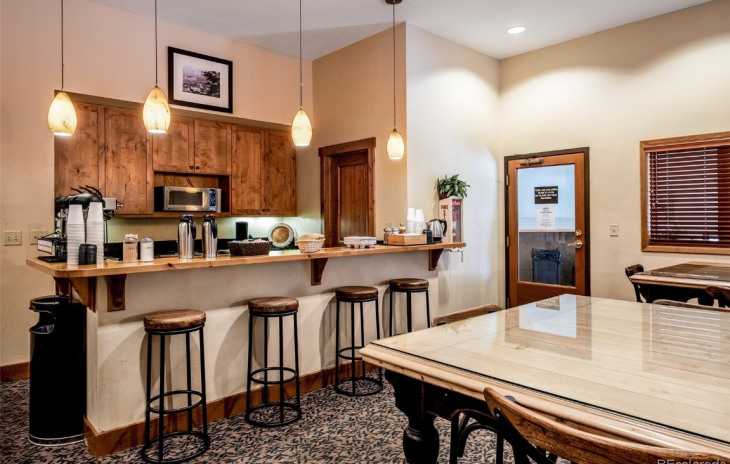 2800 Village Drive Photo