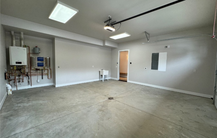 1224 Urban Way Photo