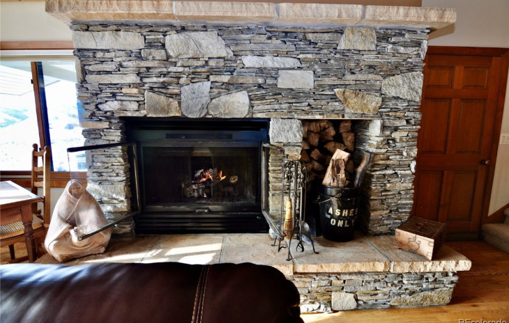 2642 Anthonys Circle Photo