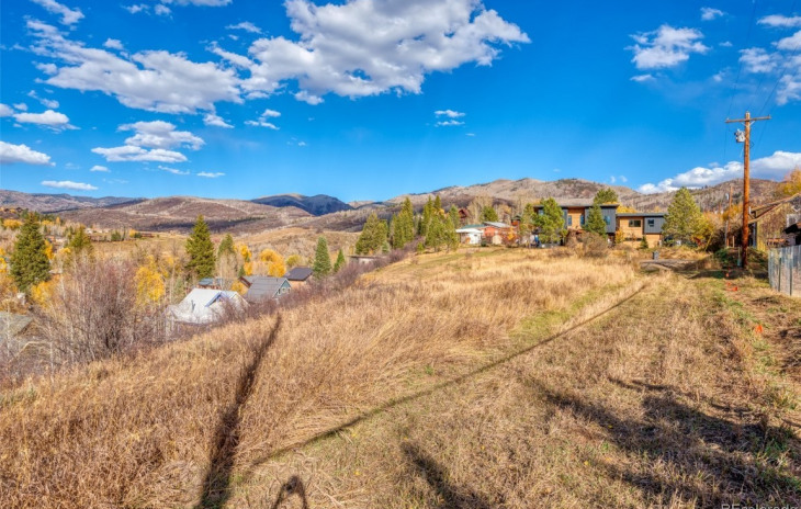 0000 Maple Circle Street Photo