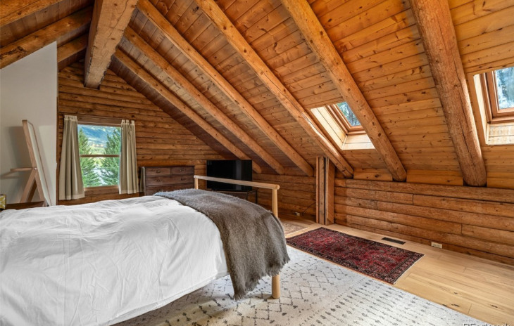 875 Pahwintah Street Photo