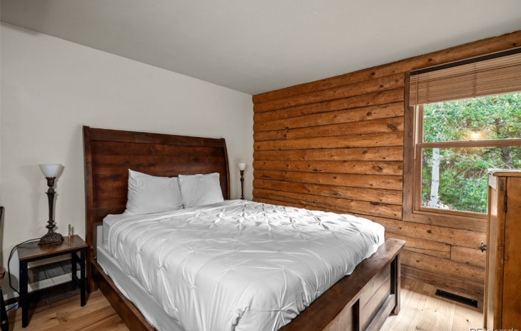 875 Pahwintah Street Photo