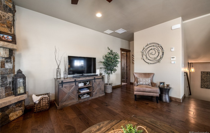 454 Willett Heights Court Photo