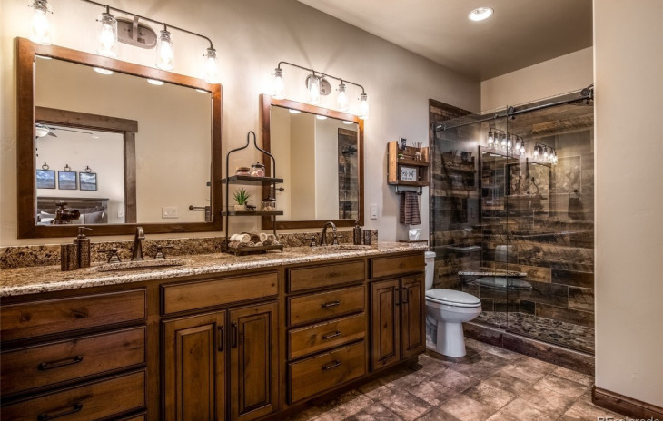 454 Willett Heights Court Photo