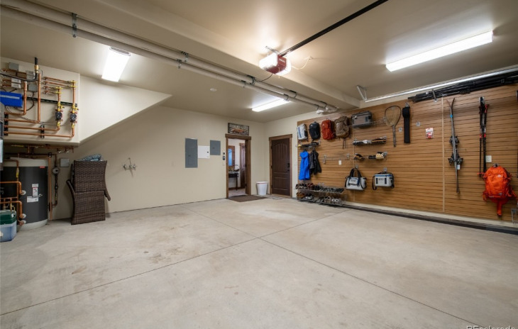 454 Willett Heights Court Photo