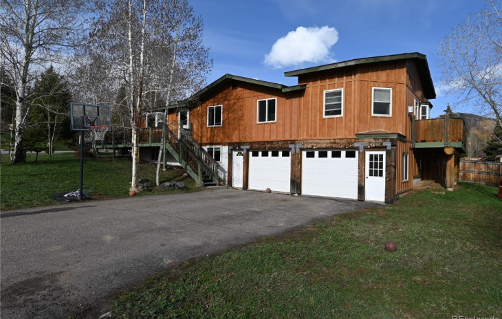 720 Conifer Circle Photo