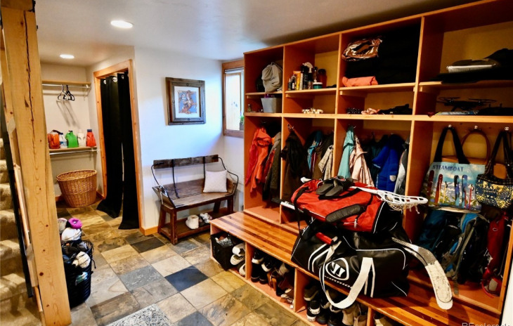 720 Conifer Circle Photo