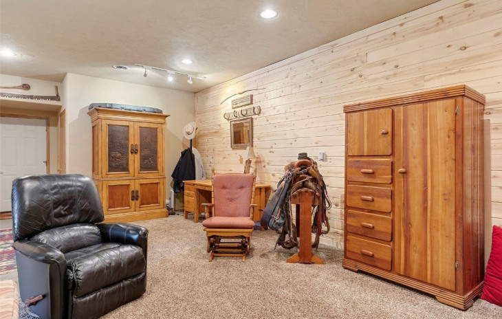 29650 Hibbert Lane Photo