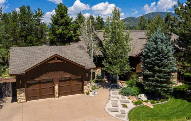 1825 Montview Lane Photo