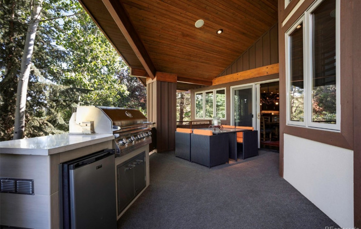 1825 Montview Lane Photo