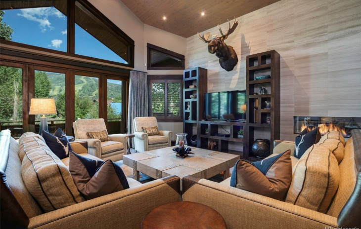 1825 Montview Lane Photo