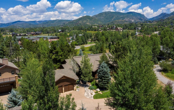 1825 Montview Lane Photo