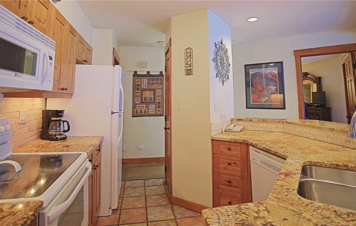 2700 Village Drive Photo