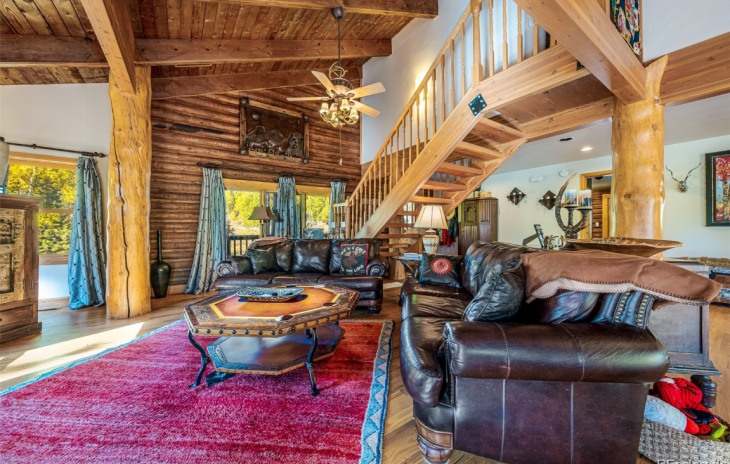 21180 Roan Way Photo