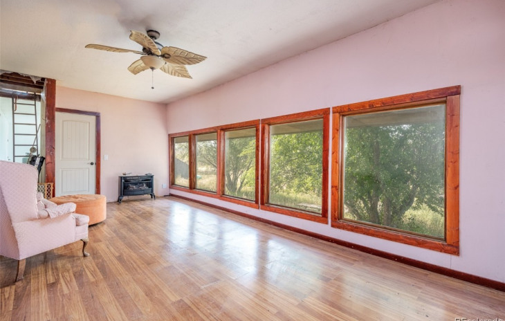 38500 Klein Road Photo