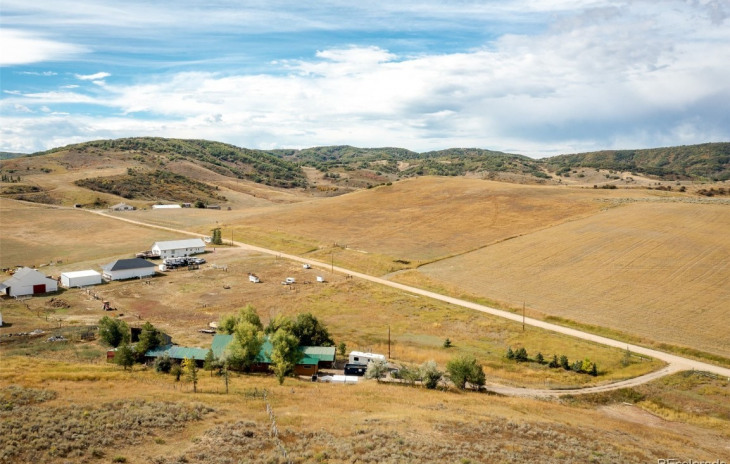 38500 Klein Road Photo