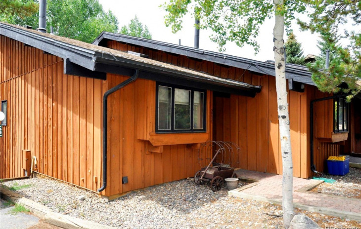2577 Apres Ski Way Photo