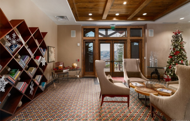 2410 Ski Trail Lane Photo