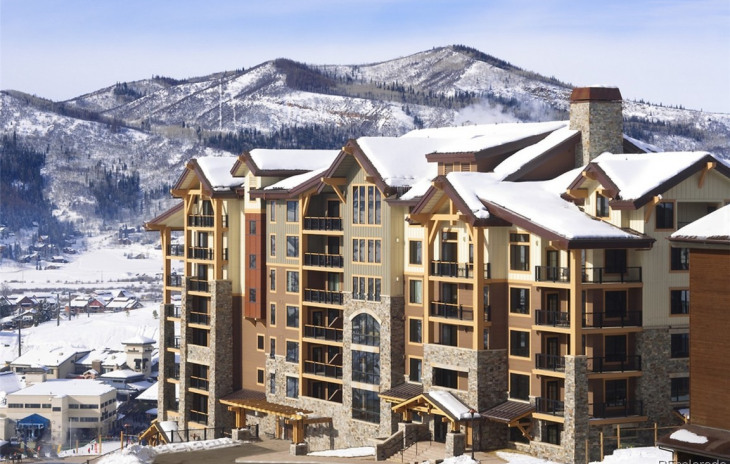 2410 Ski Trail Lane Photo