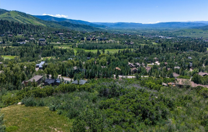 520 Steamboat Boulevard Photo