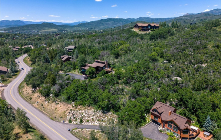 520 Steamboat Boulevard Photo