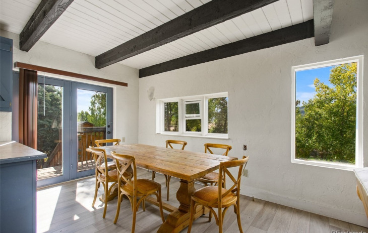 2075 Walton Creek Road Photo