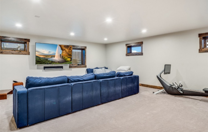 1750 Indian Trails Photo