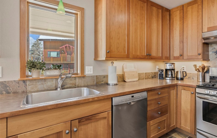 1385 Delta Queen Court Photo