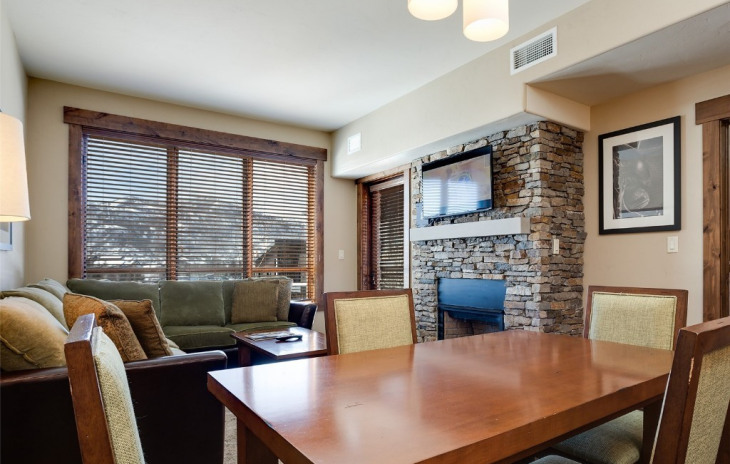 1175 Bangtail Way Photo