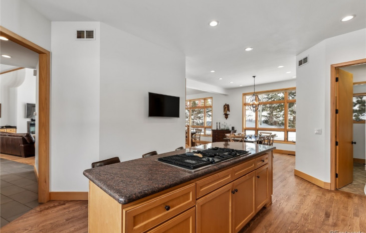 1313 Storm Peak Lane Photo