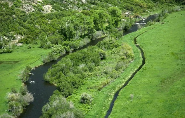 10000 County Road 18 Photo