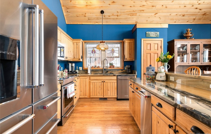 26655 Neptune Place Photo