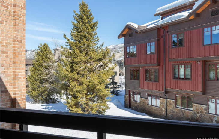 2700 Village Drive Photo