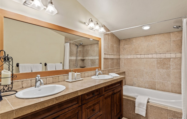 2115 Indian Summer Drive Photo