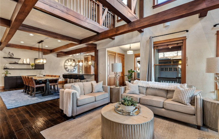 2115 Indian Summer Drive Photo