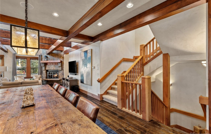 2115 Indian Summer Drive Photo