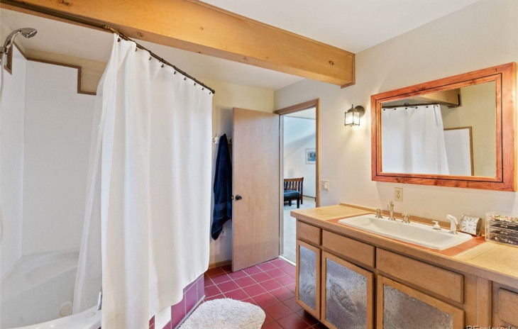 161 Spruce Street Photo