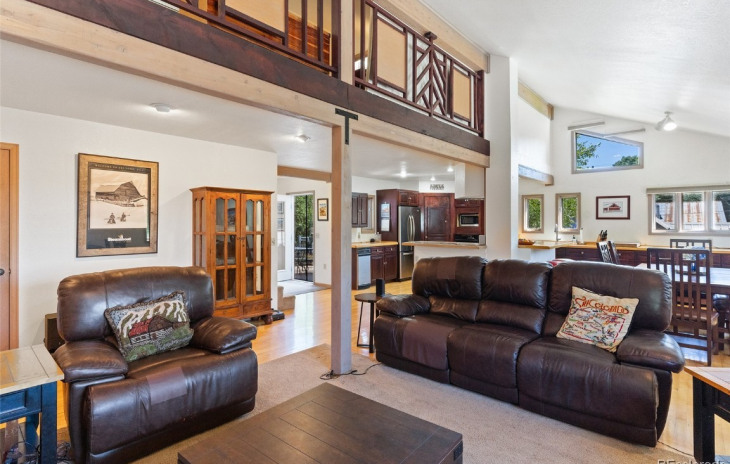 161 Spruce Street Photo