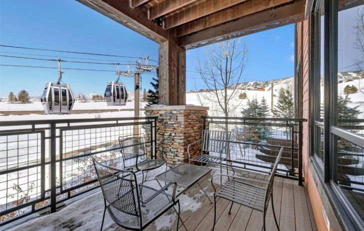 1175 Bangtail Way Photo