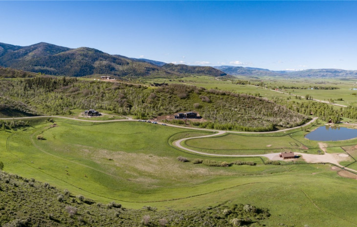 33290 Meadow Creek Drive Photo