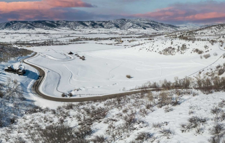 33290 Meadow Creek Drive Photo