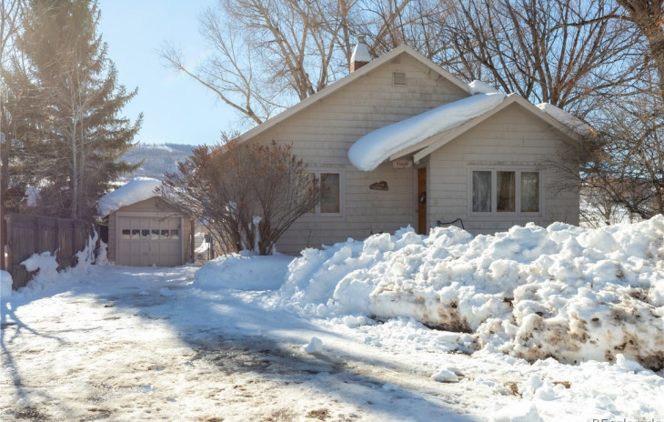 1169 Pine Street Photo