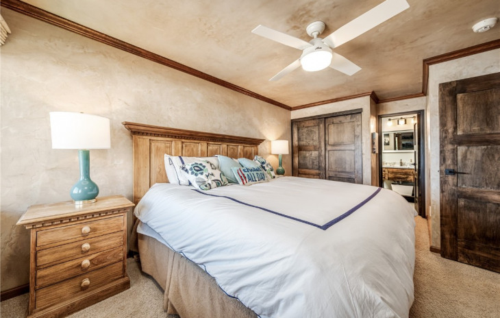 2420 Ski Trail Lane Photo