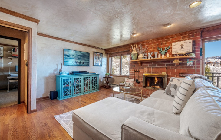 2420 Ski Trail Lane Photo