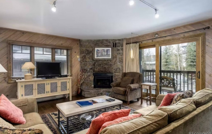 2335 Apres Ski Way Photo
